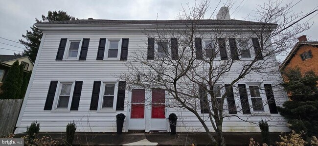 Primary Photo - 2194 Spinnerstown Rd