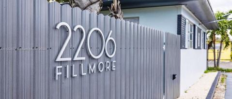 Building Photo - 2206 Fillmore St
