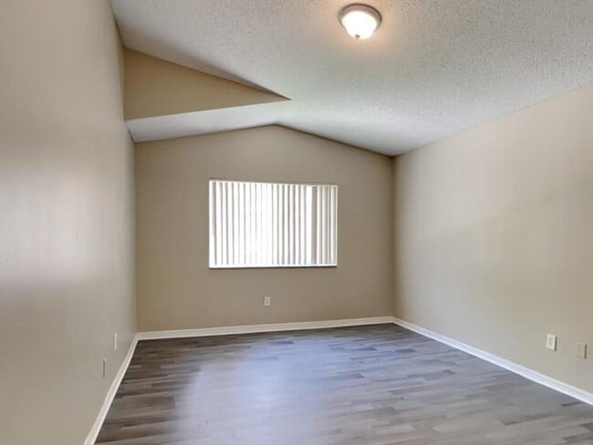 Building Photo - 16028 SW 86th Terrace