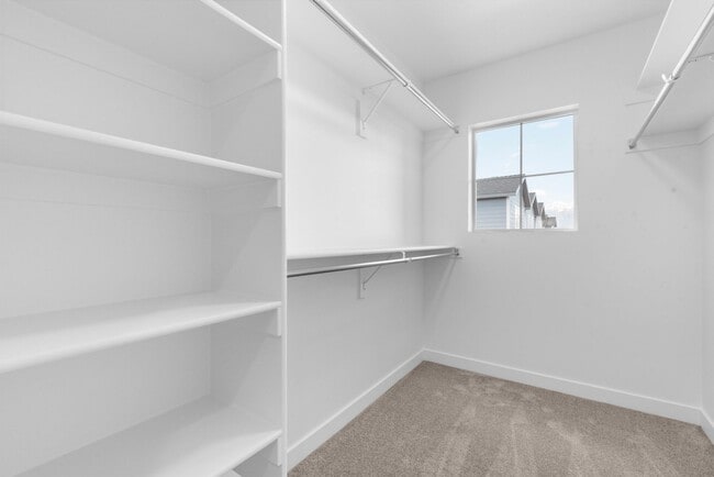 Building Photo - Dry Creek Highlands Towns - 6606