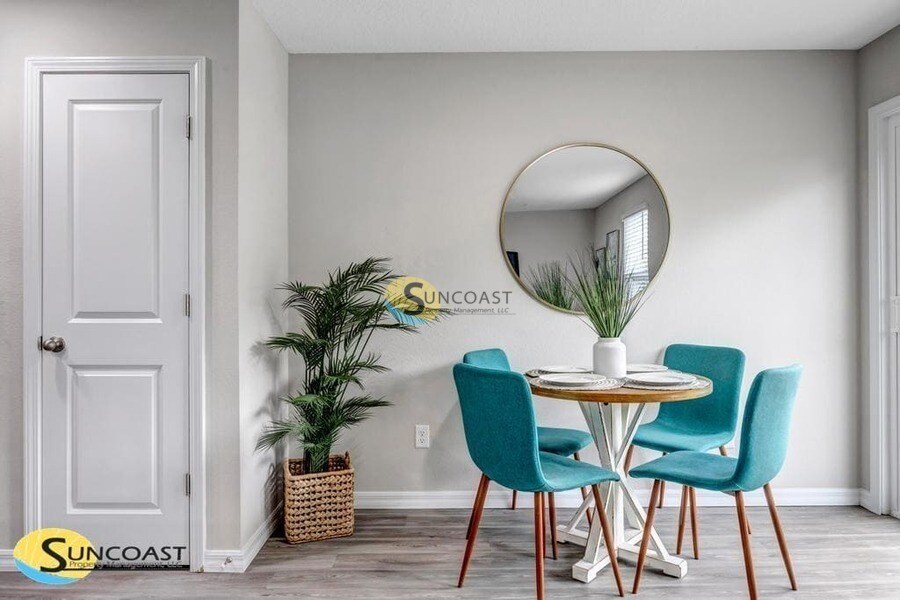 Building Photo - 9532 Hood Rd