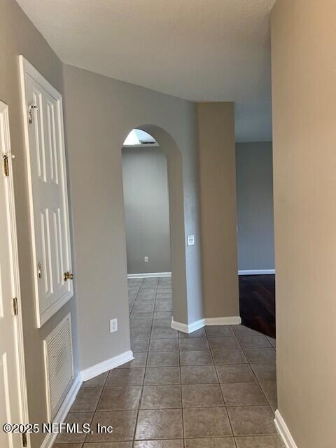 Building Photo - 7801 Point Meadows Dr