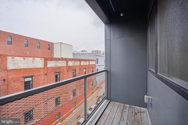 Building Photo - 1501 N 31st St