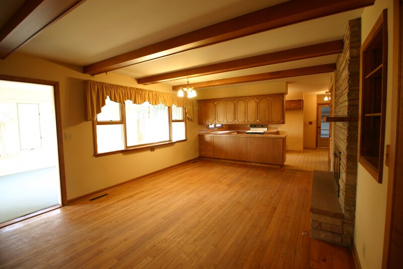 Building Photo - 3120 Loveland Dr