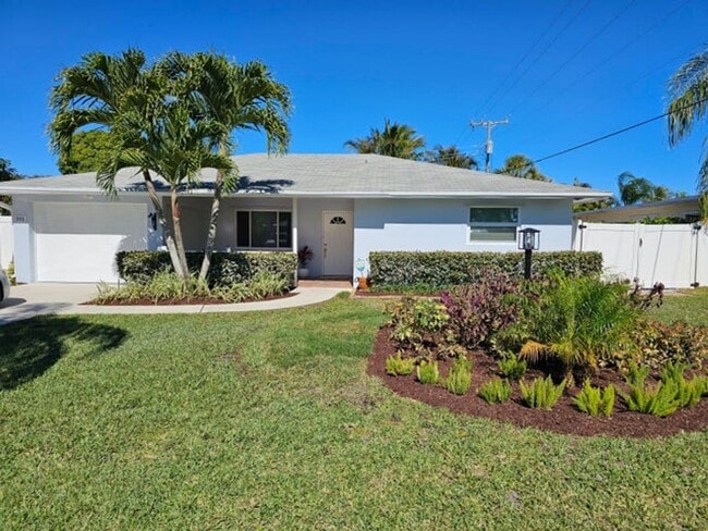 Building Photo - 355 Franklin Rd