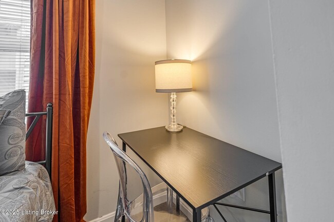 Building Photo - 1017 S Shelby St