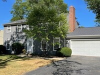 Building Photo - 102 N Stauffer Dr