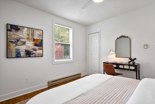 Building Photo - 1301 Orchard Rd