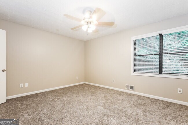 Building Photo - 4105 Casa Verde Dr