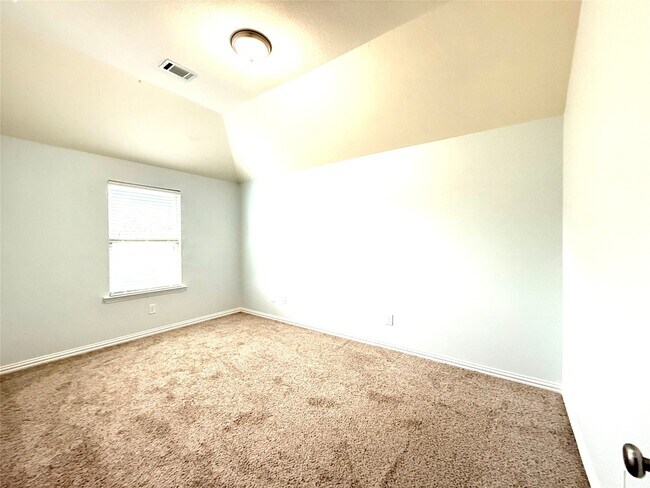 Building Photo - 5919 Solara Ledge Ln