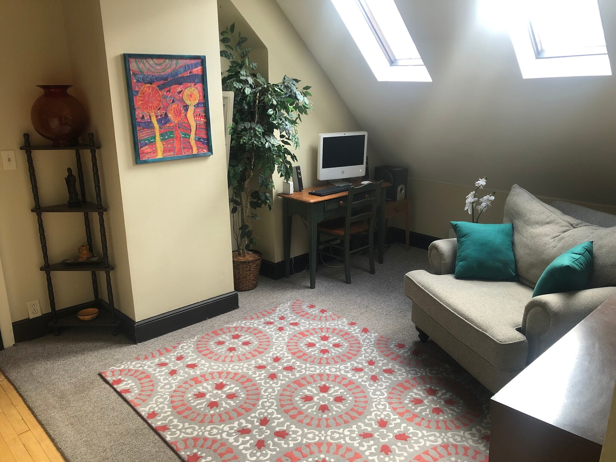 Study - 1615 N 60th St