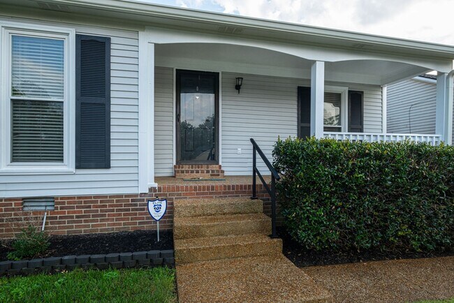 Building Photo - 5148 Village Trce