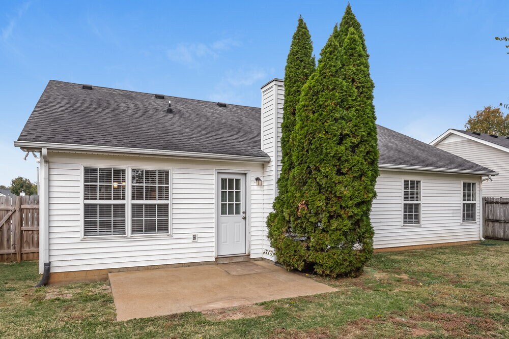 Building Photo - 1295 Tiree Dr