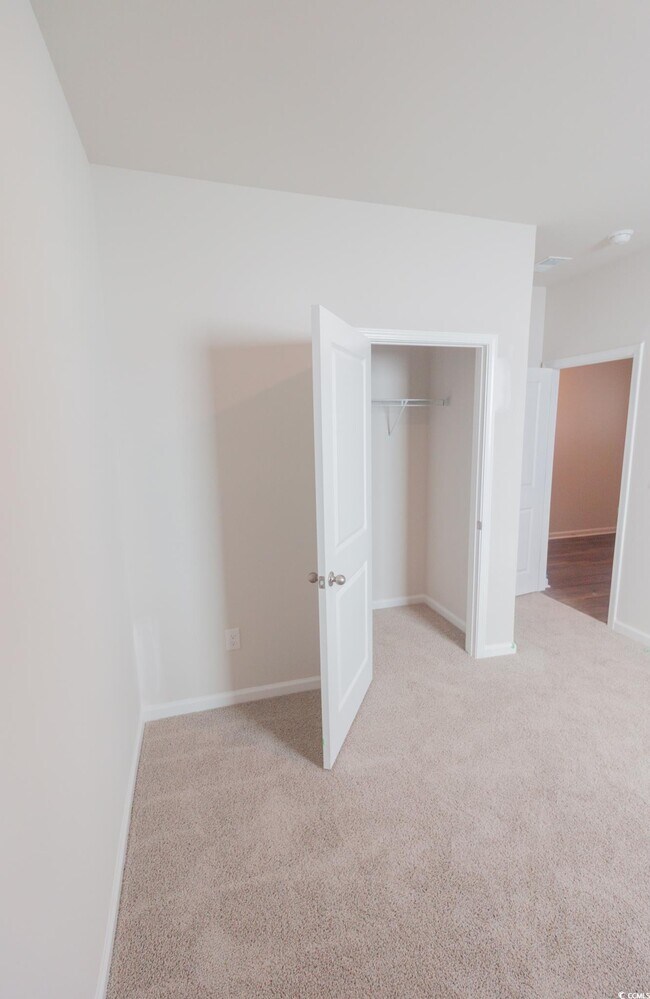 Building Photo - 540 Duvall St