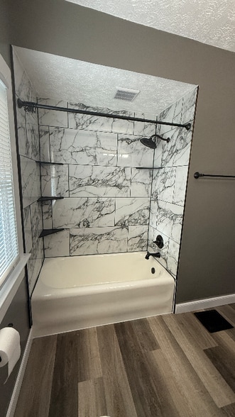 Building Photo - 1210 Carlisle Ave