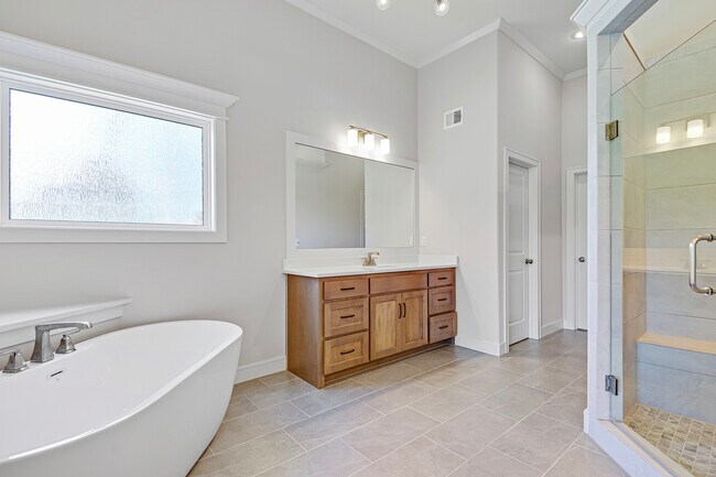 Building Photo - 20614 W 109th Ter