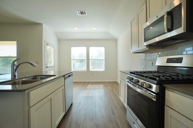 Building Photo - 10709 Steinbeck Dr