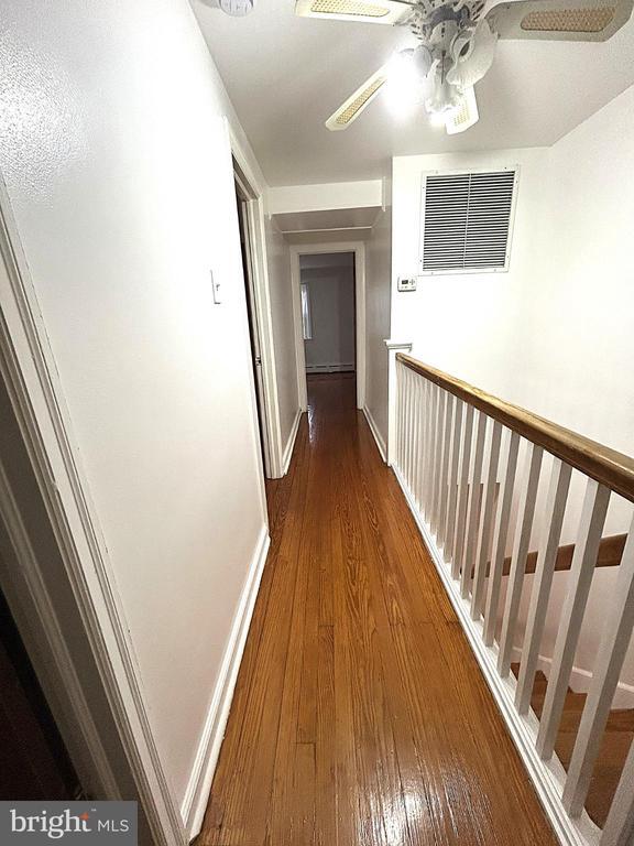 Building Photo - 625 Grove St