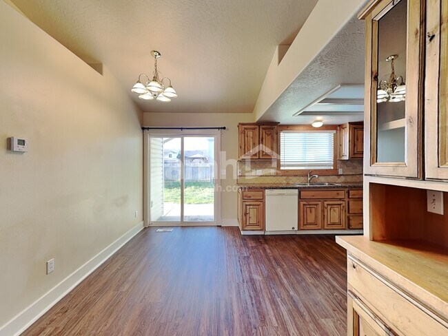 Building Photo - 199 E Striped Owl Dr