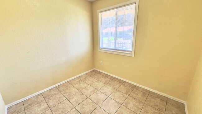Building Photo - 4270 Deerfield Hills Rd