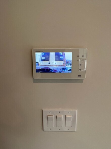 Building Photo - 1625 S 20th St