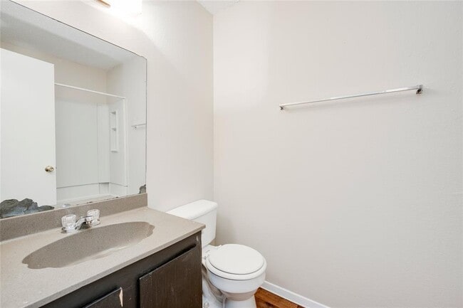 Building Photo - 6900 Branchwood Dr