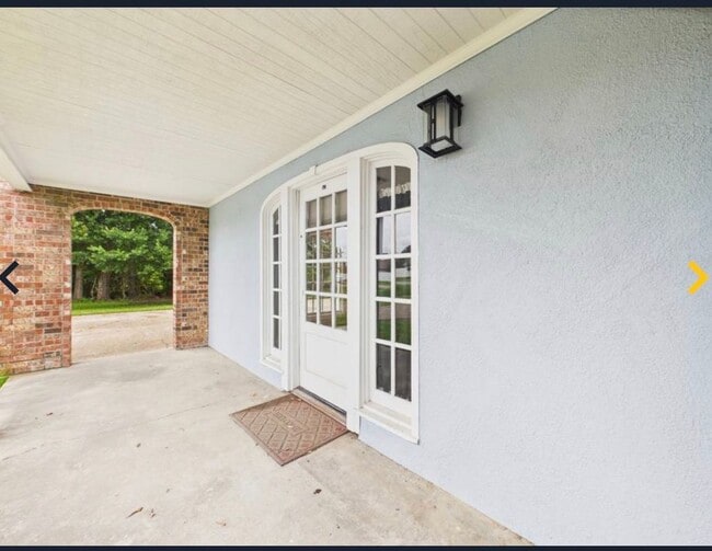 Building Photo - 107 Guillot Rd