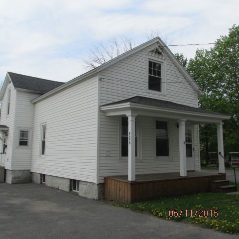 Building Photo - 526 Franklin St.