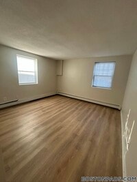 Building Photo - 66 Mill St