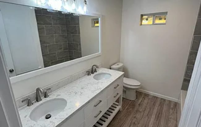 Building Photo - $0 First Month's Rent / $0 Deposit at Move-in