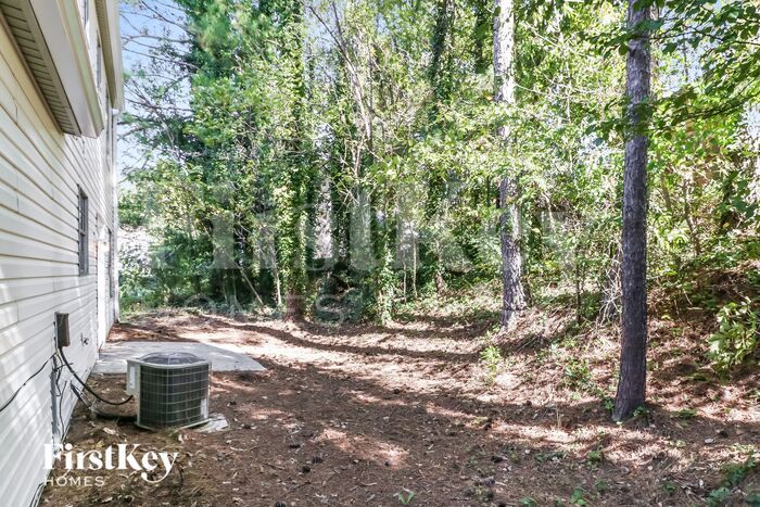 Building Photo - 1306 Mill Lake Cir