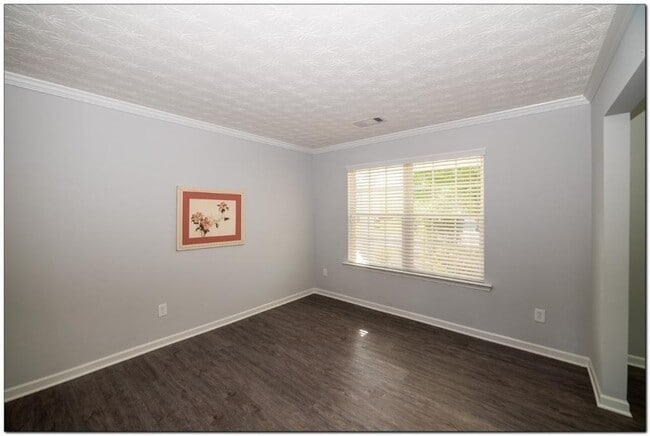 Building Photo - 3832 Roxberry Hill Ln NE