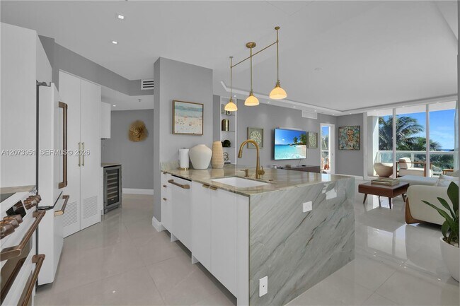 Building Photo - 4201 Collins Ave