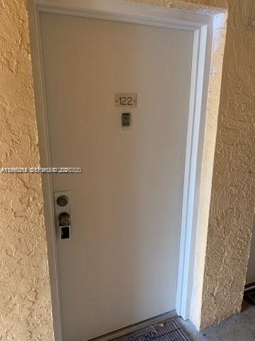 Building Photo - 5921 Washington St