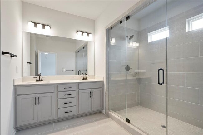 Building Photo - 4644 Cypress Pk Dr