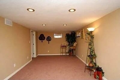 Building Photo - Available Now!  Fantastic 5br/2ba Remodele...