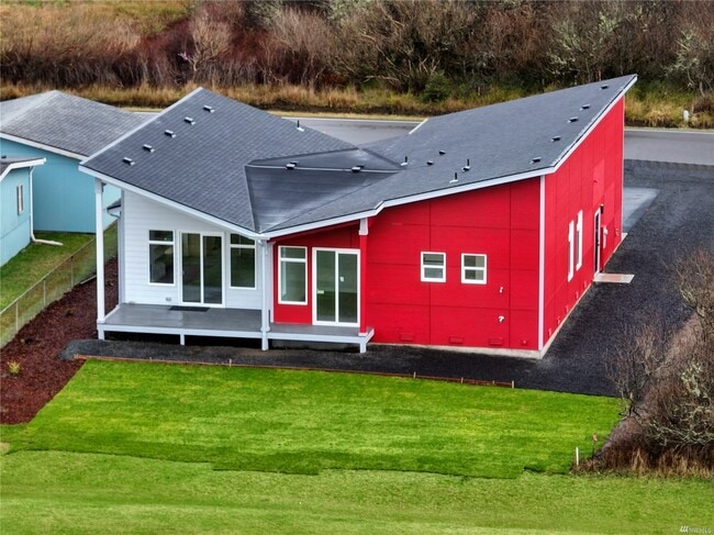 Building Photo - 514 Canal Dr NE