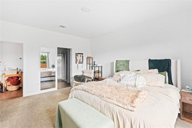 Building Photo - 143 Santa Rosa Ln