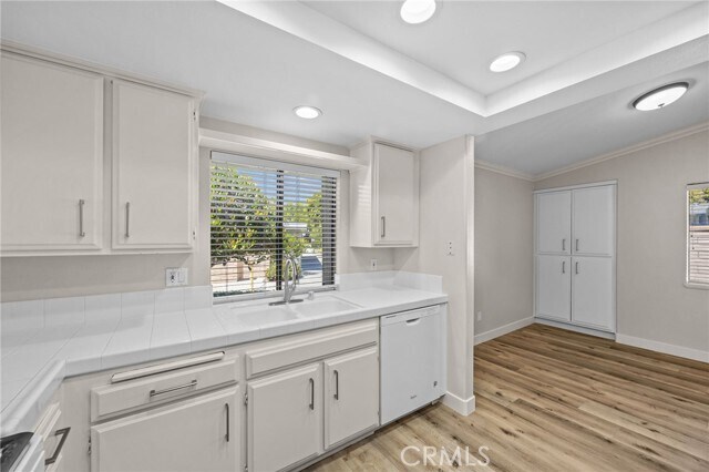 Building Photo - 8933 Yolo Cir