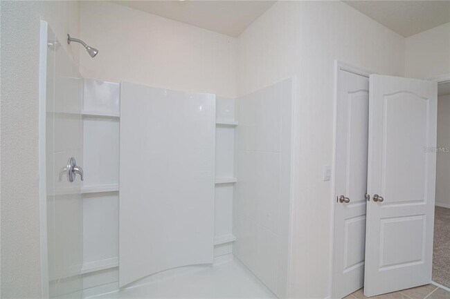 Building Photo - 2119 Tay Wes Dr