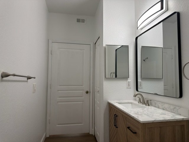 Building Photo - 17101 Carrington Park Dr