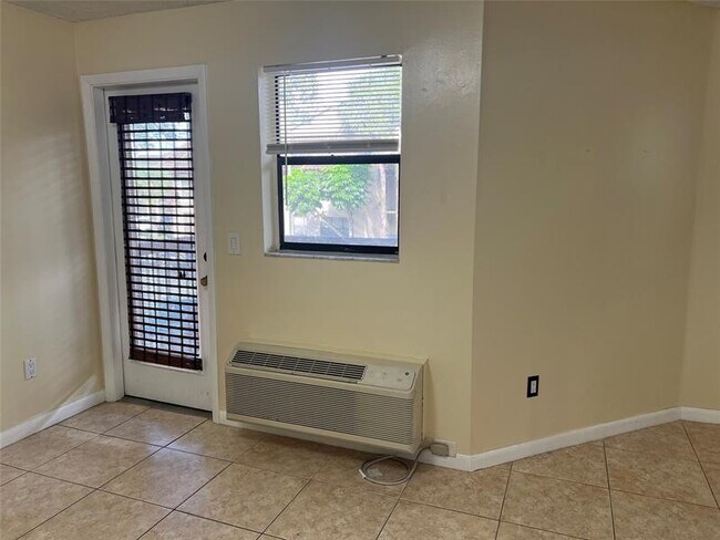 Building Photo - 4481 W McNab Rd