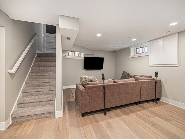 Building Photo - 2015 N 52nd St