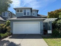 Building Photo - FOUR BEDROOM THREE FULL BATH HOME IN THE B...