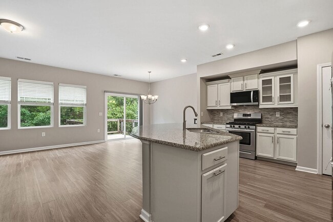 Building Photo - SPACIOUS AND BEAUTIFUL HOME IN MORRISVILLE-BRIER CREEK AREA