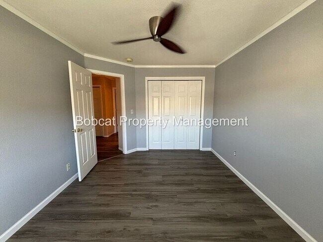 Building Photo - 3062 Doubletree Ln