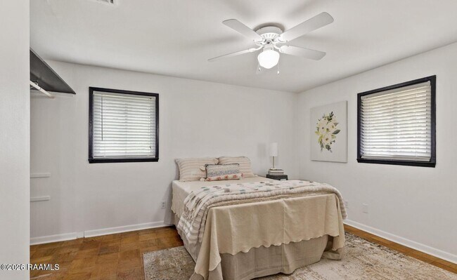 Building Photo - 165 Antigua Dr