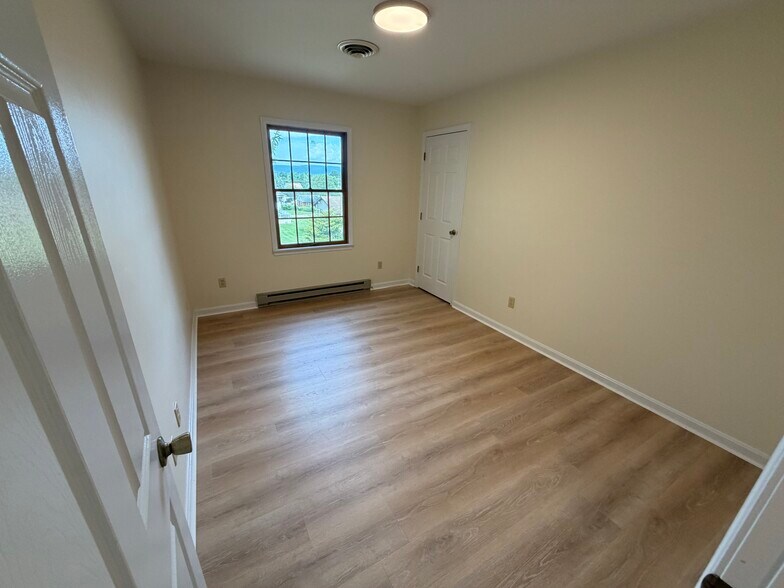 3rd bedroom - 917 Rose Hill Ave
