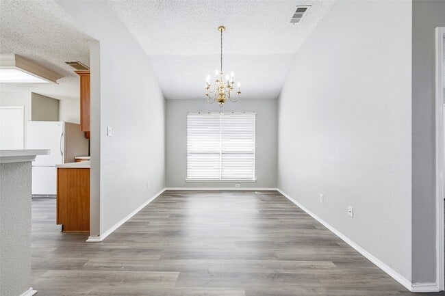 Building Photo - 6431 St Leonard Dr