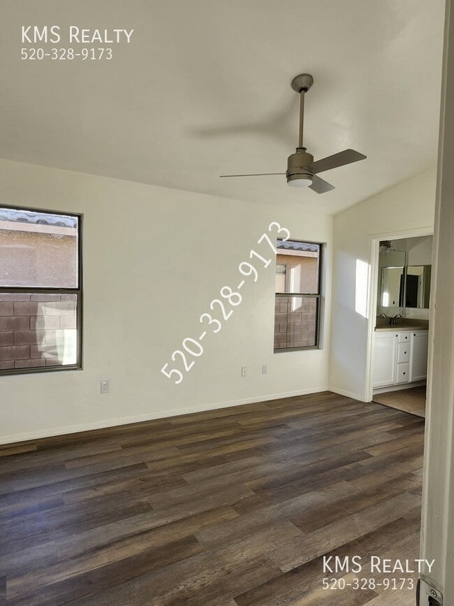 Building Photo - 6603 E Ladonna Ln